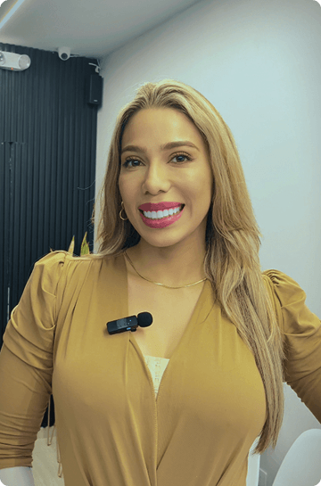 Resultado diseño de sonrisa con carillas en Barranquilla — paciente Dr. Guido Pérez Bustos